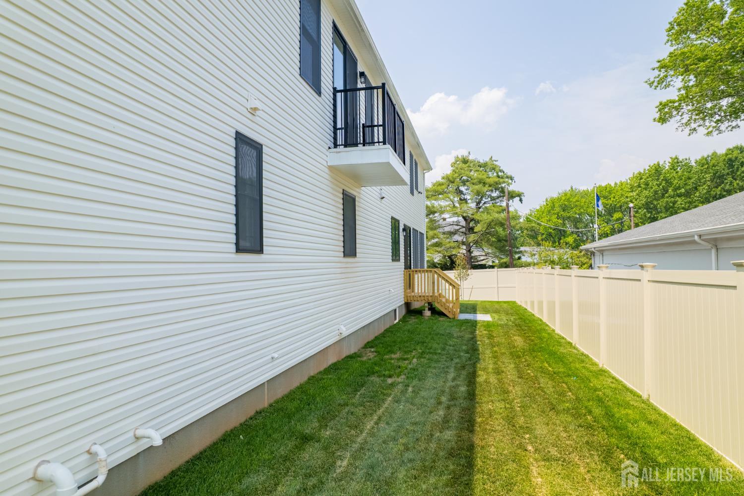 9 Links Drive, Edison, New Jersey image 13