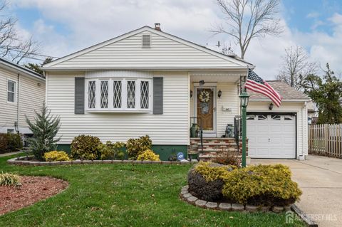 Homes For Sale - 48 Wildwood Avenue<br/> Middlesex County, Fords, NJ 08863