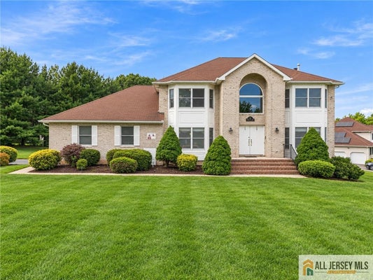 1 LAUNCELOT LN, MONROE TOWNSHIP, NJ 08831 - Image 9f8dab9ef8f242b6b2ac286e51113e9f/2565329791