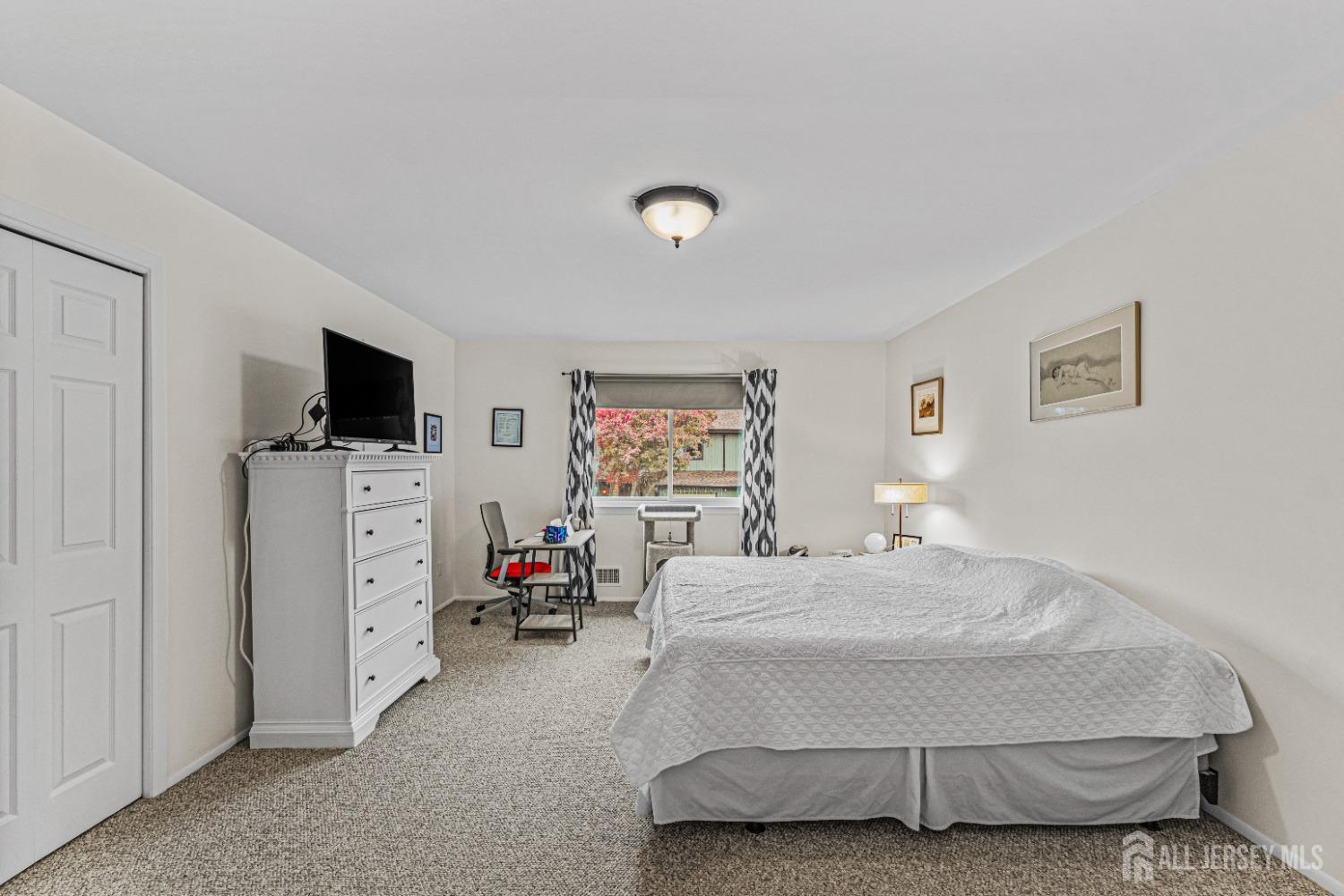 182 Heywood Court, Old Bridge, New Jersey image 18