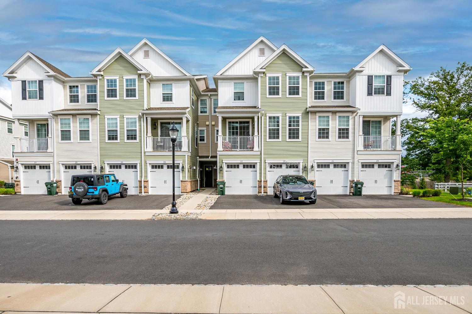 224 Park Lane, Dunellen, New Jersey image 1