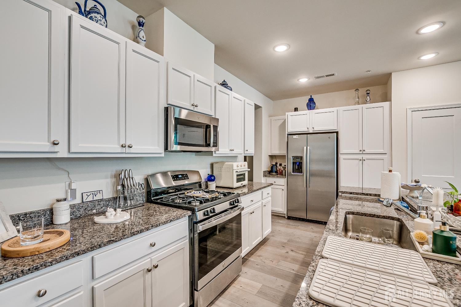 224 Park Lane, Dunellen, New Jersey image 15