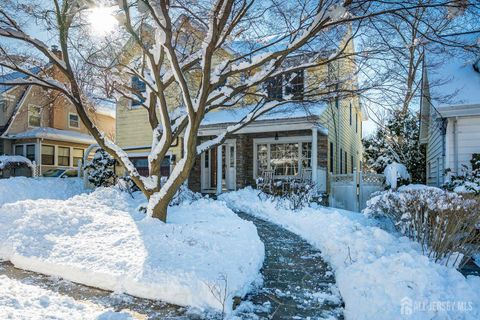 Homes For Sale - 71 Spring Street<br/> Metuchen, NJ 08840