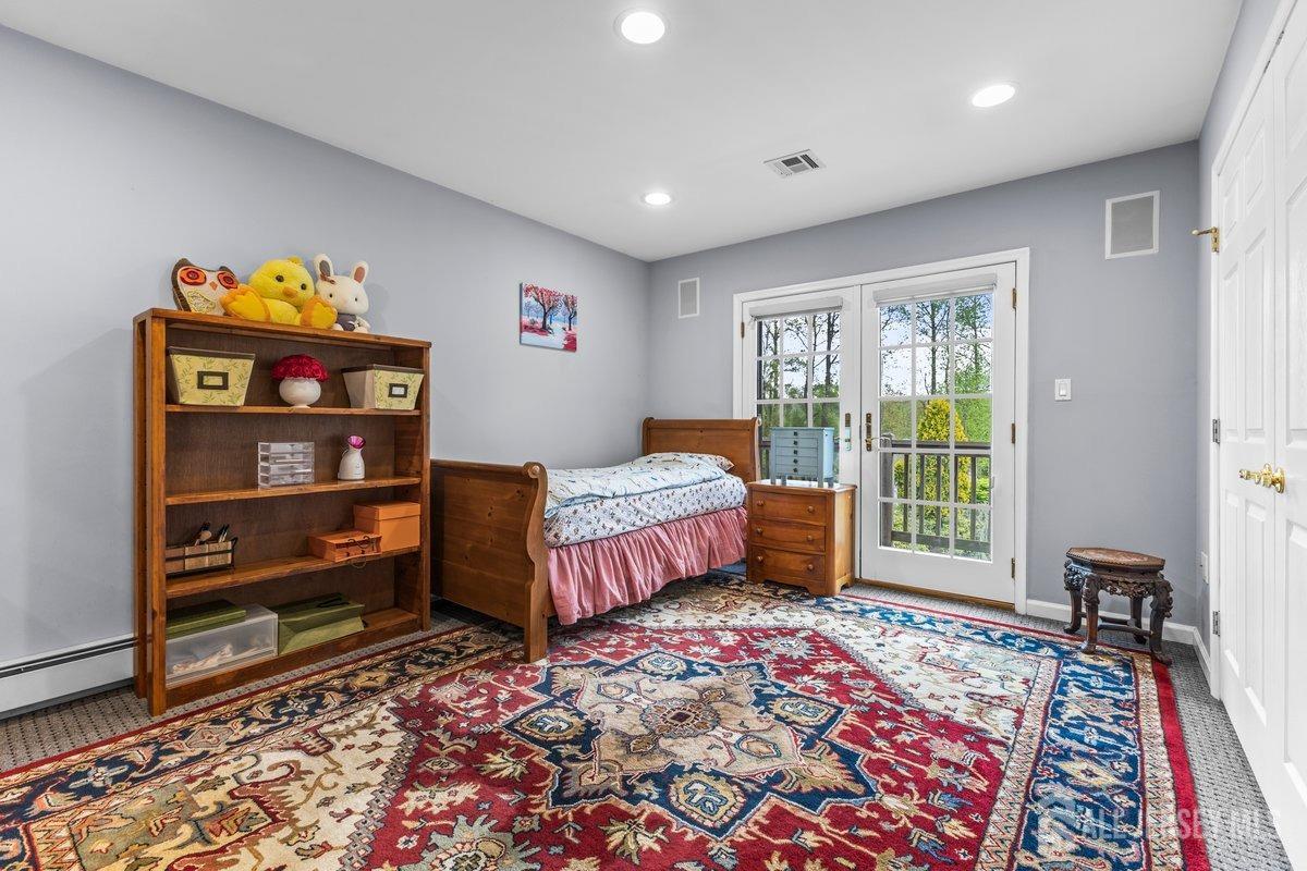 818 Holmdel Road #B, Holmdel, New Jersey image 36