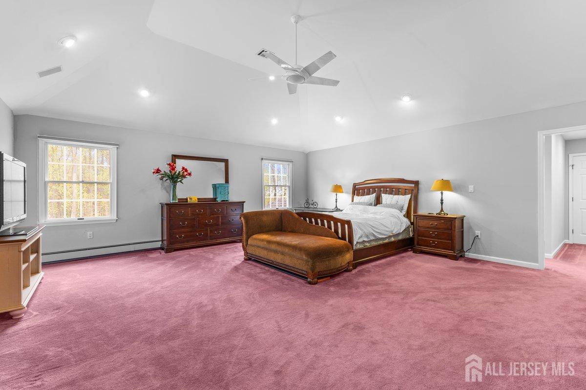 818 Holmdel Road #B, Holmdel, New Jersey image 28