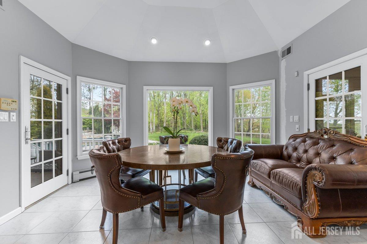 818 Holmdel Road #B, Holmdel, New Jersey image 19