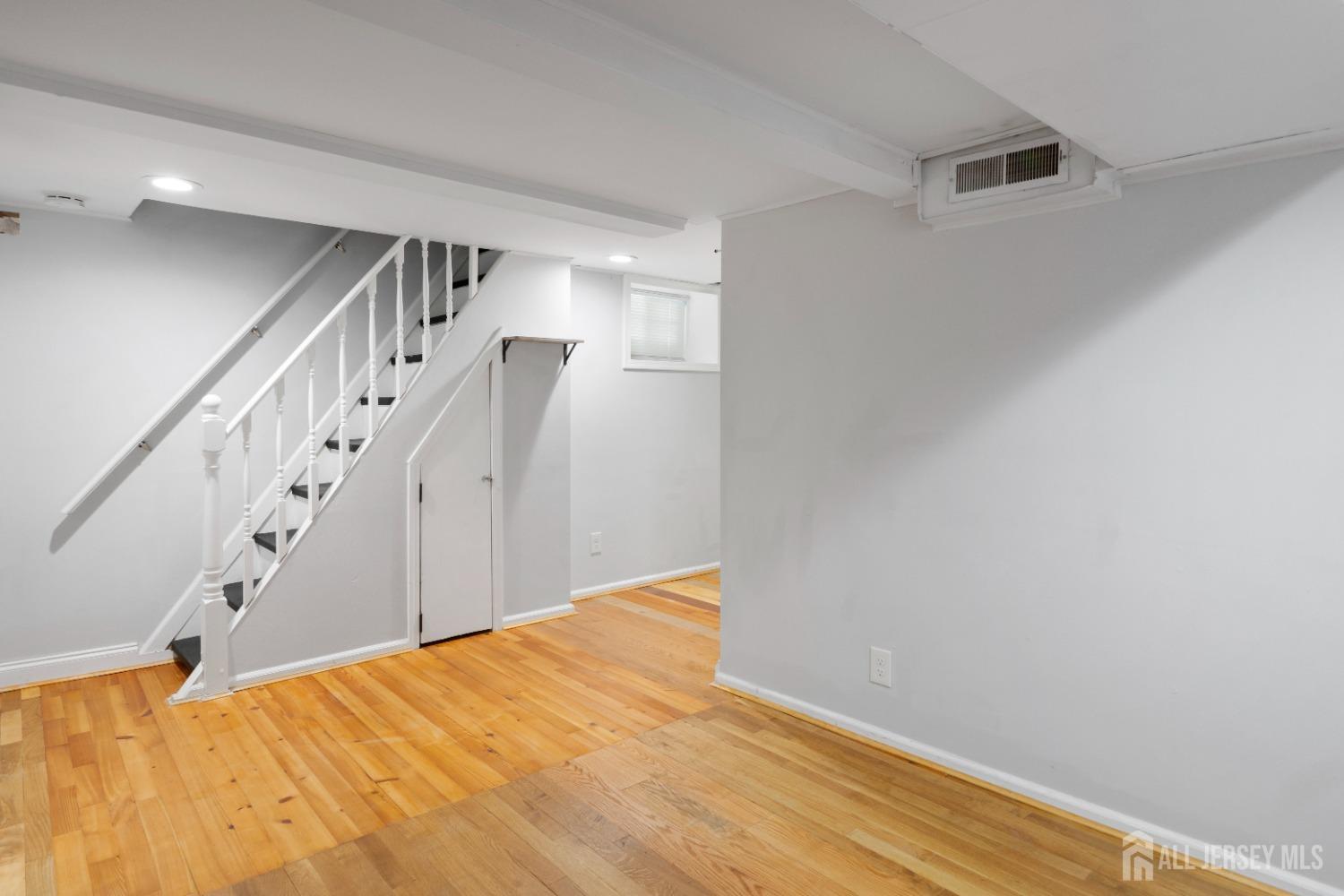 436 Forest Street, Kearny, New Jersey image 25