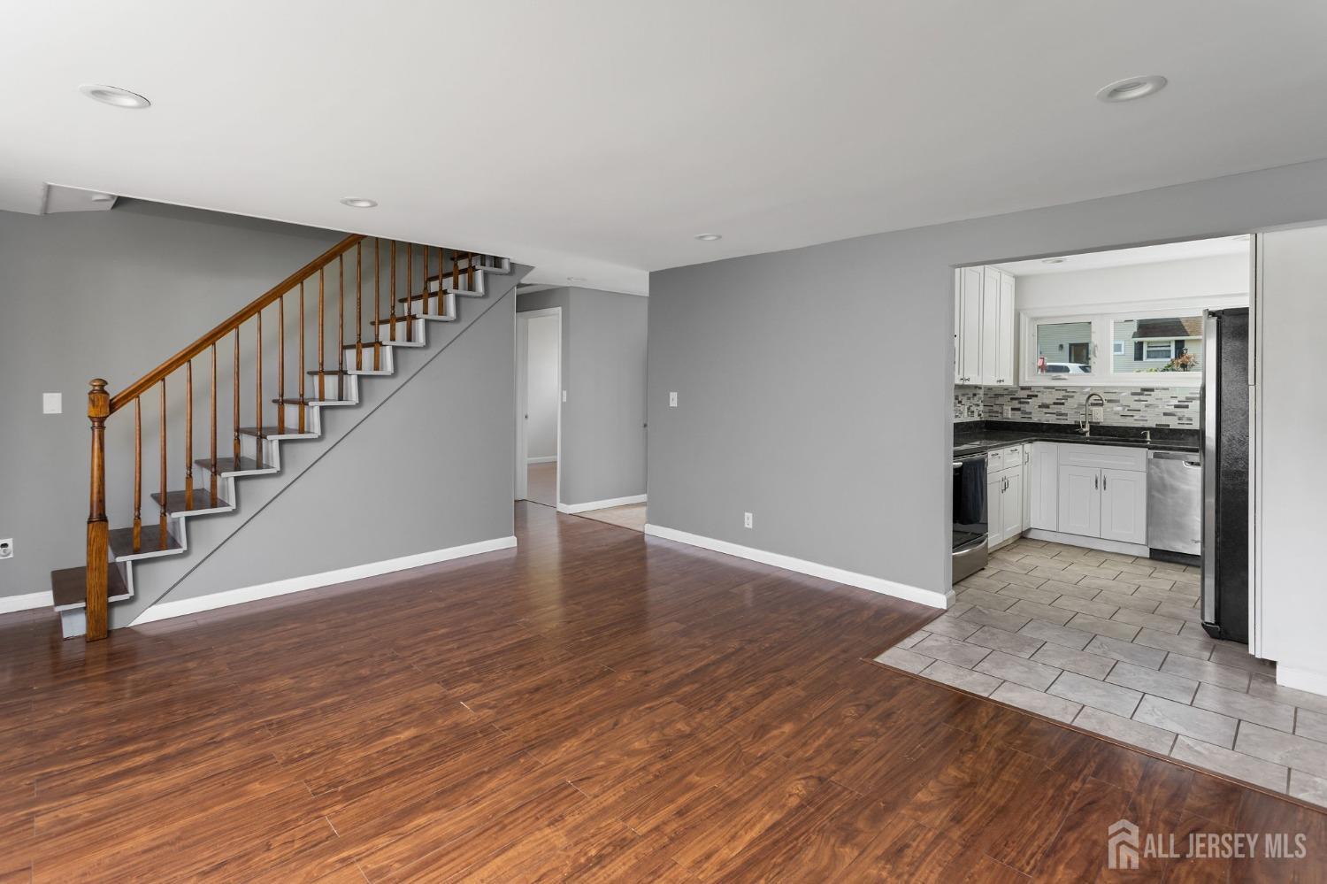 38 Pine Tree Road, Old Bridge, New Jersey image 5