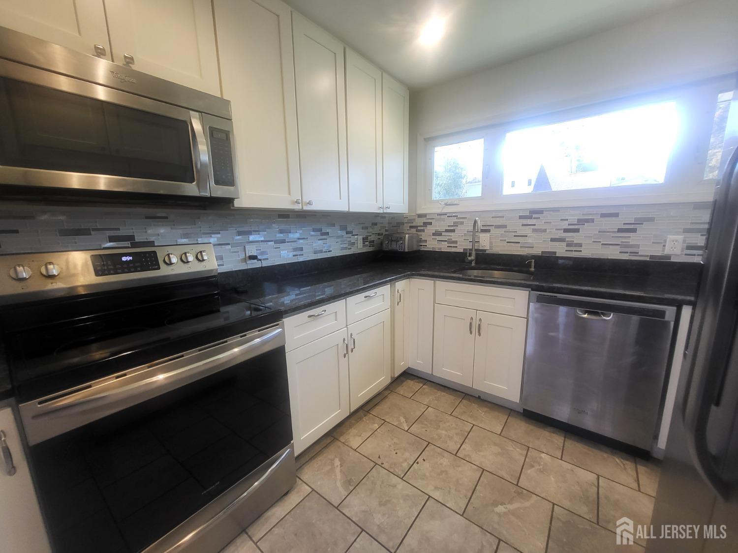 38 Pine Tree Road, Old Bridge, New Jersey image 10