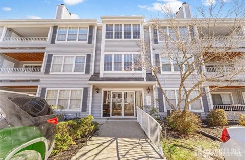 Condo For Sale - 2308 Candlelight Court<br/> Middlesex County, Helmetta, NJ 08828
