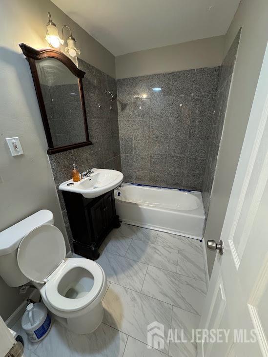 126 College Drive, Edison, New Jersey image 5