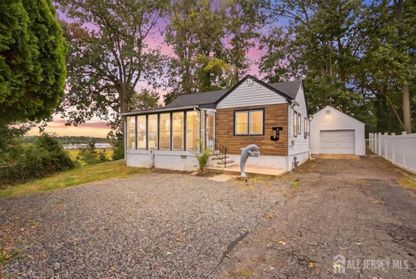 471 BEVERLY DR, KEYPORT, NJ 07735 - Image a22d512ffc820ae4927e246fcd0c1417/649959632