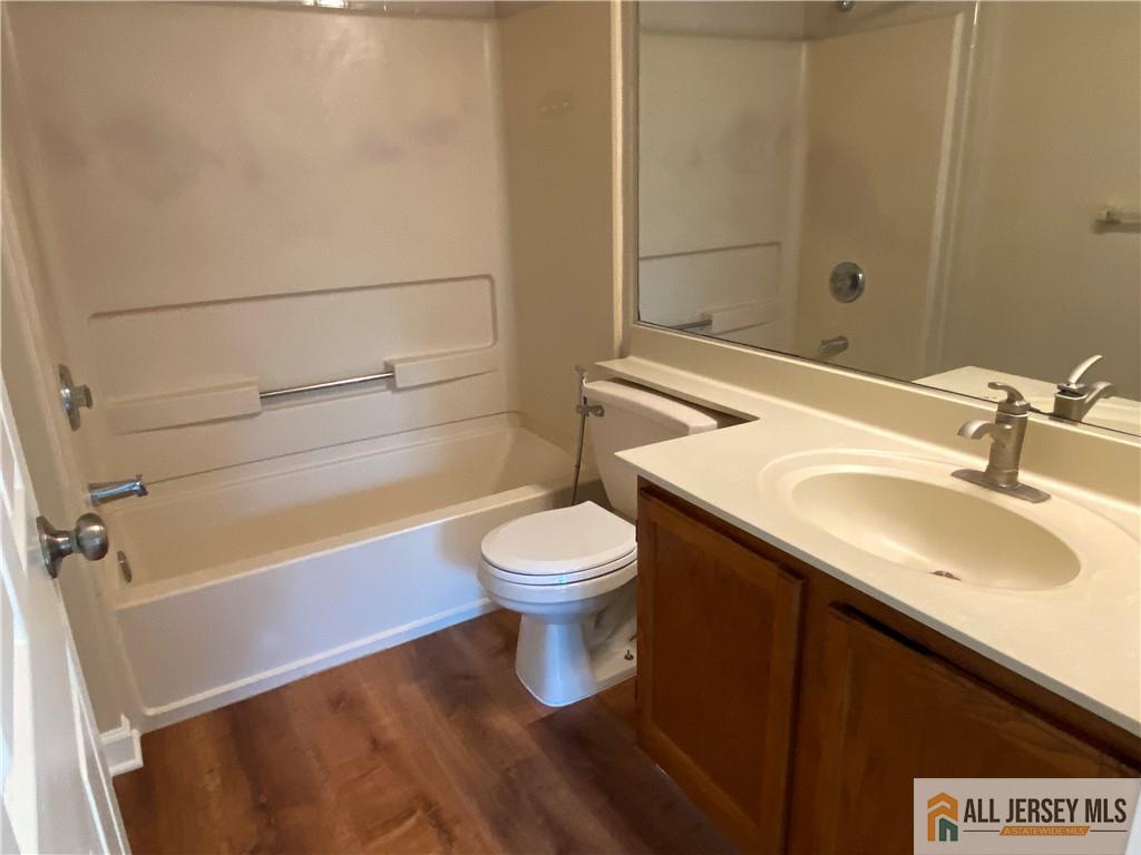 224 Waterford Drive, Edison, New Jersey image 12