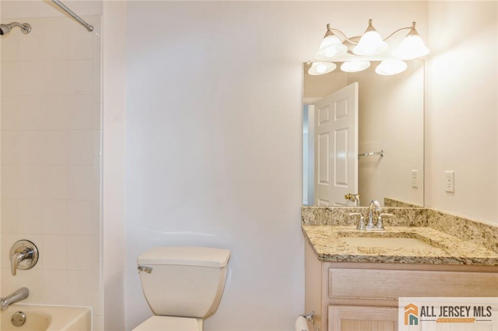 199 Pinelli Drive, Piscataway, New Jersey image 29