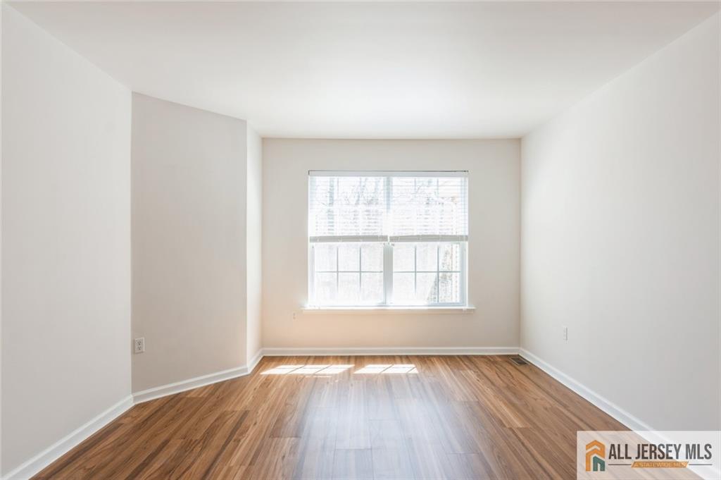 199 Pinelli Drive, Piscataway, New Jersey image 27