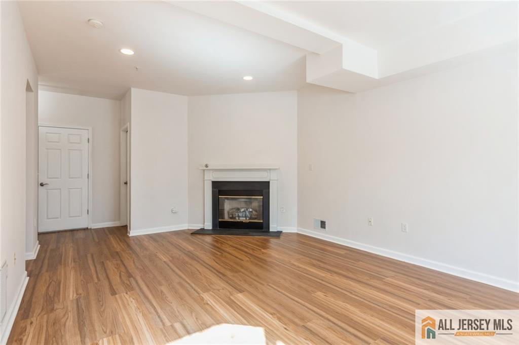 199 Pinelli Drive, Piscataway, New Jersey image 16