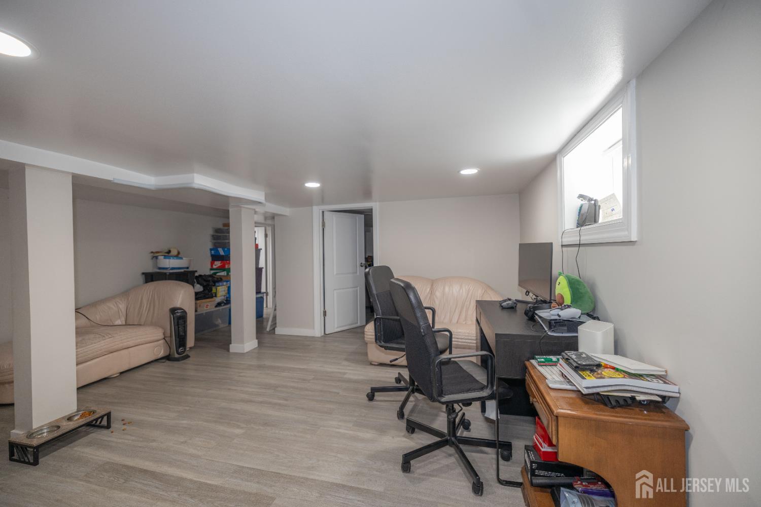 118 Holly Street, Port Reading, New Jersey image 24