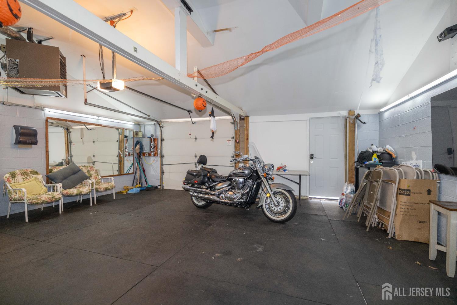 118 Holly Street, Port Reading, New Jersey image 28