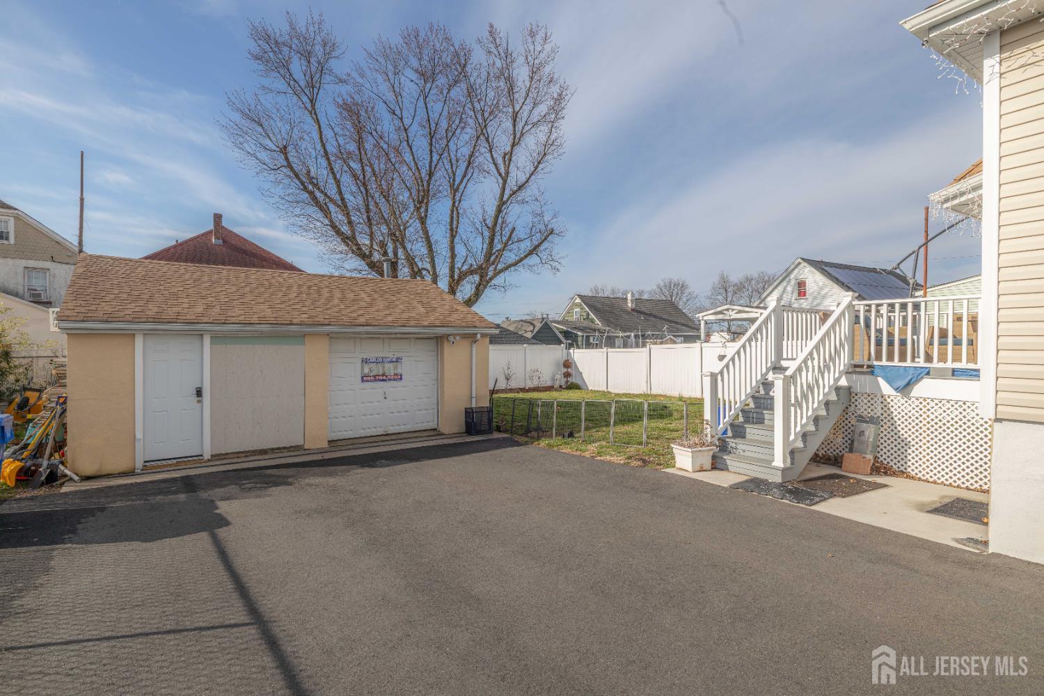 118 Holly Street, Port Reading, New Jersey image 4