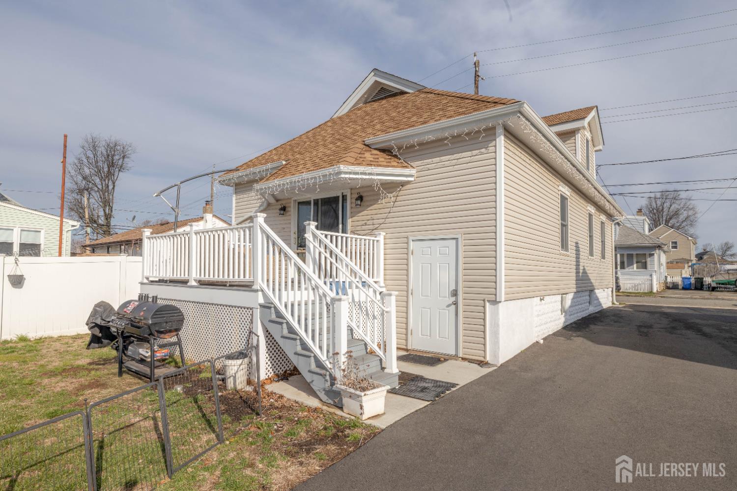 118 Holly Street, Port Reading, New Jersey image 5