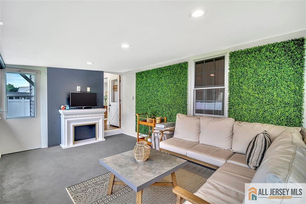27 Collins Road, Hamilton, New Jersey image 18