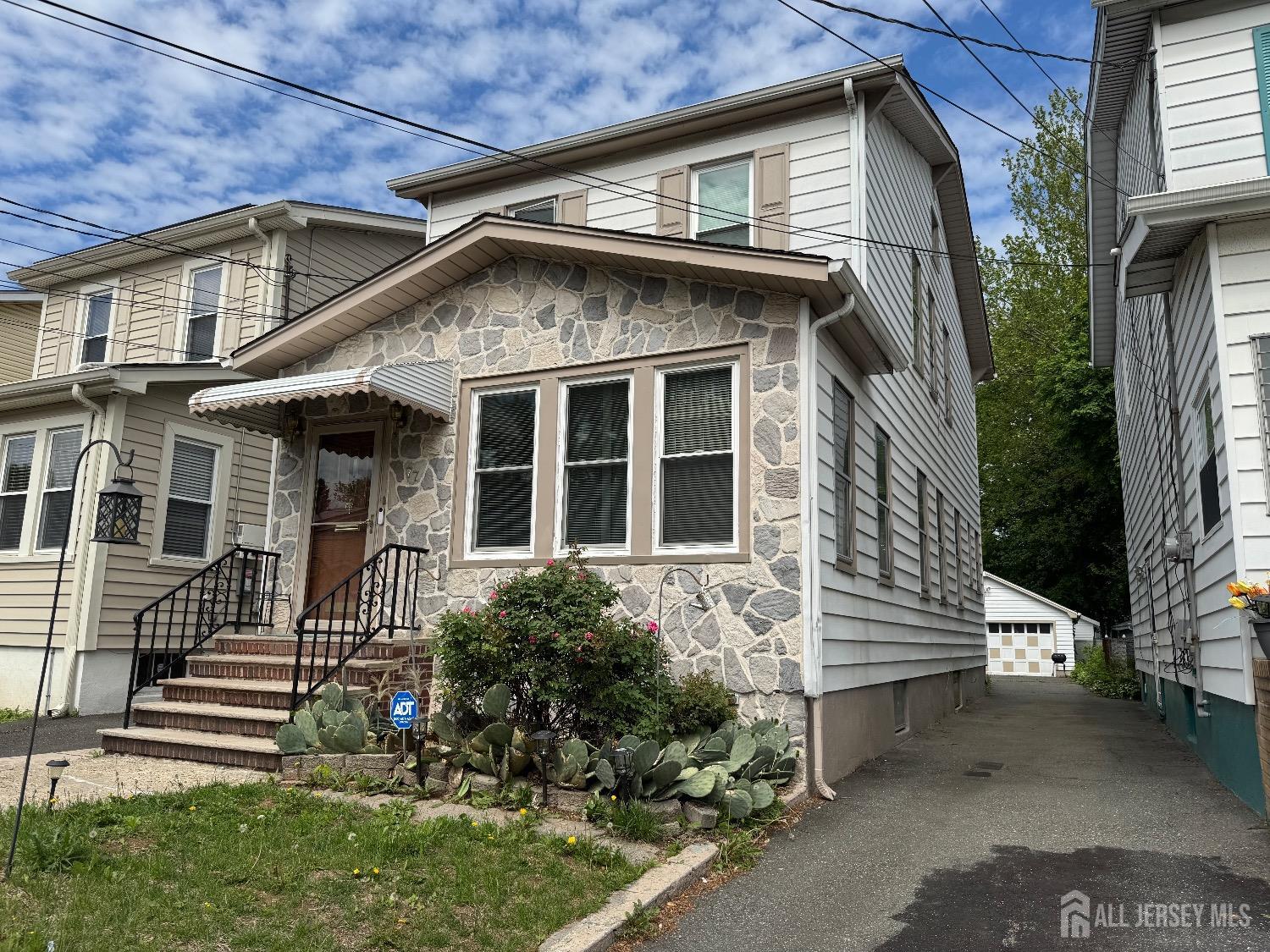 77 Coolidge Street, Irvington, New Jersey image 2