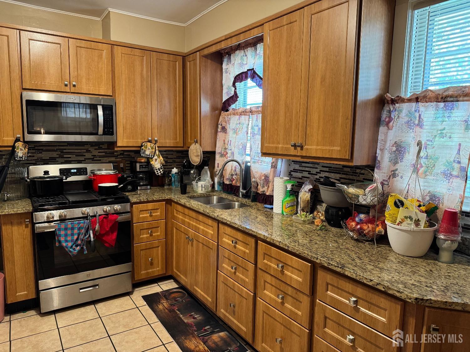 77 Coolidge Street, Irvington, New Jersey image 4
