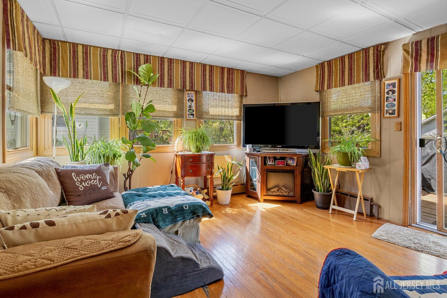 230 Felton Avenue, Highland Park, New Jersey image 11