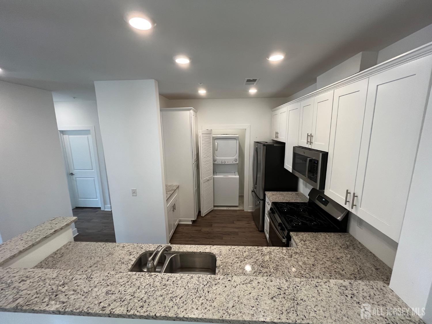 812 Stiller Lane, Monroe Township, New Jersey image 18