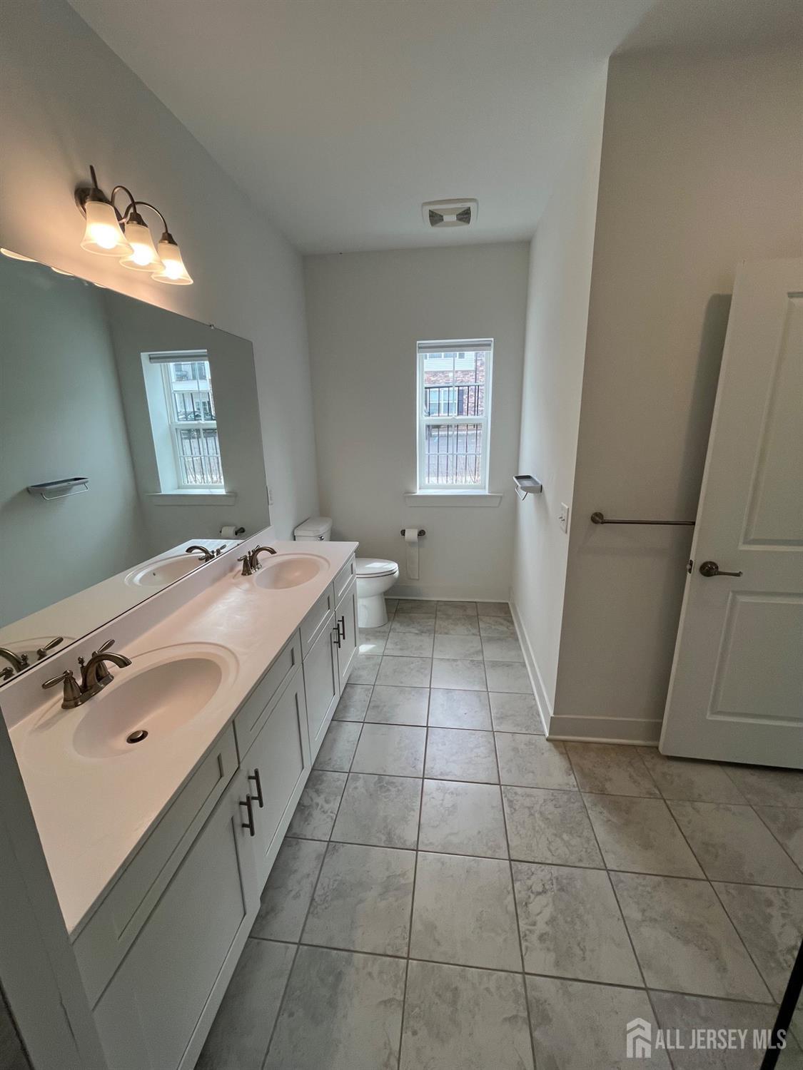 812 Stiller Lane, Monroe Township, New Jersey image 28