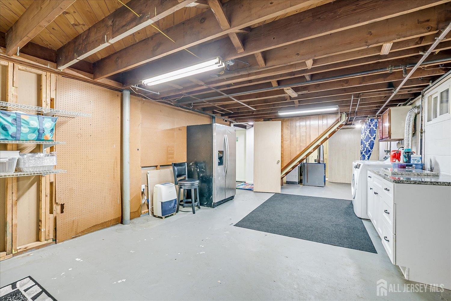 149 Vineyard Road, Edison, New Jersey image 36