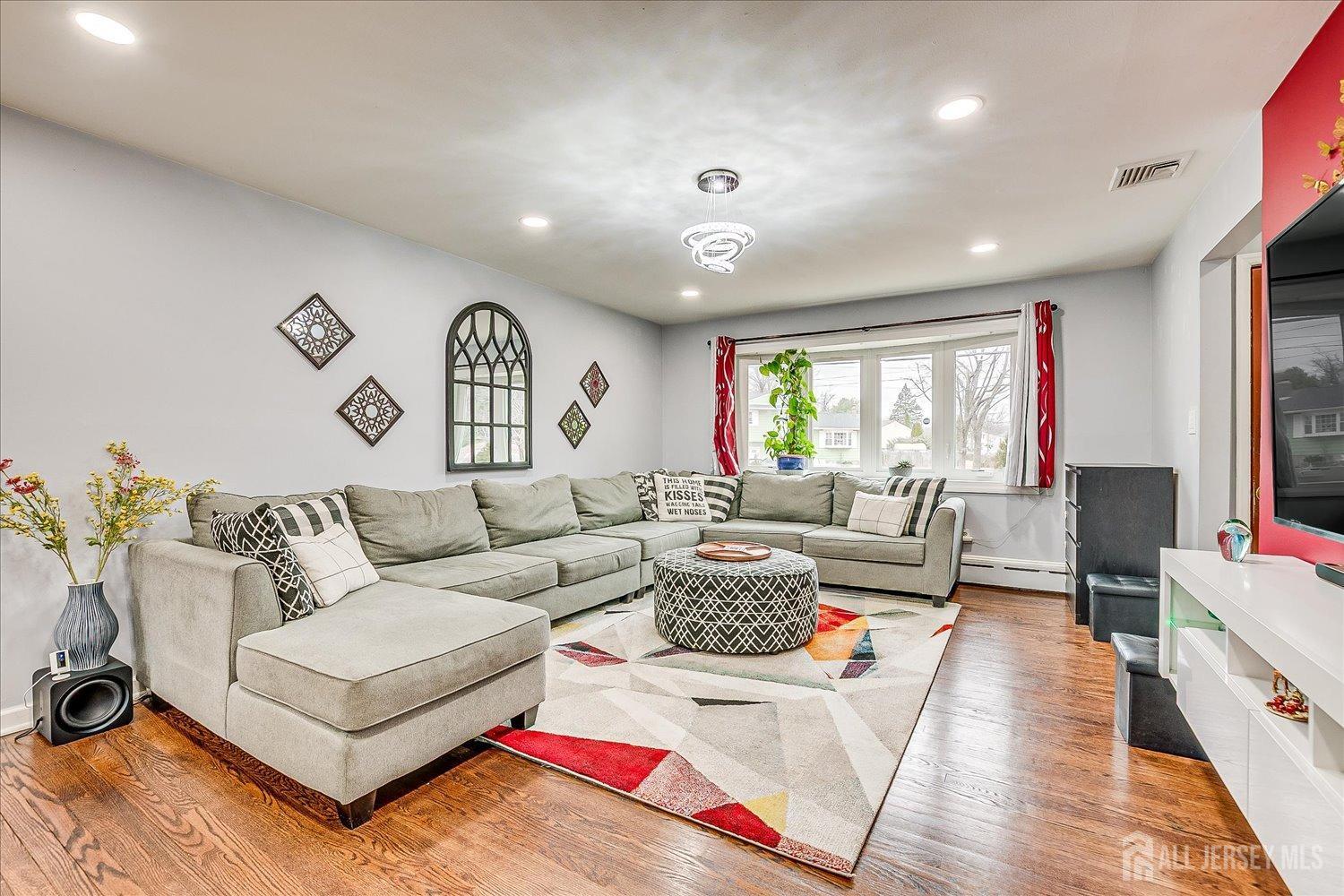 149 Vineyard Road, Edison, New Jersey image 7