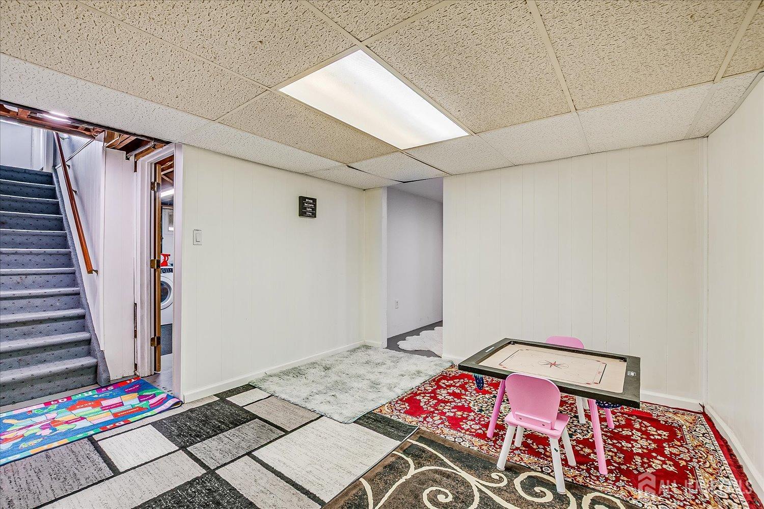 149 Vineyard Road, Edison, New Jersey image 26