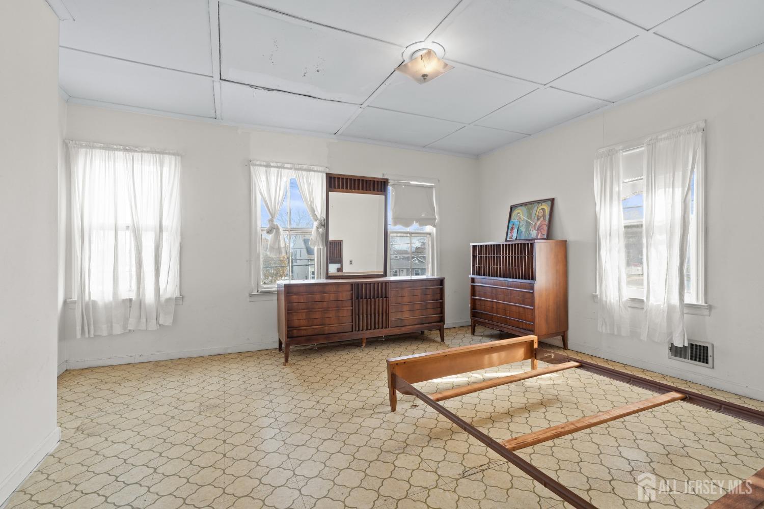 42 Dudley Street, Long Branch, New Jersey image 28