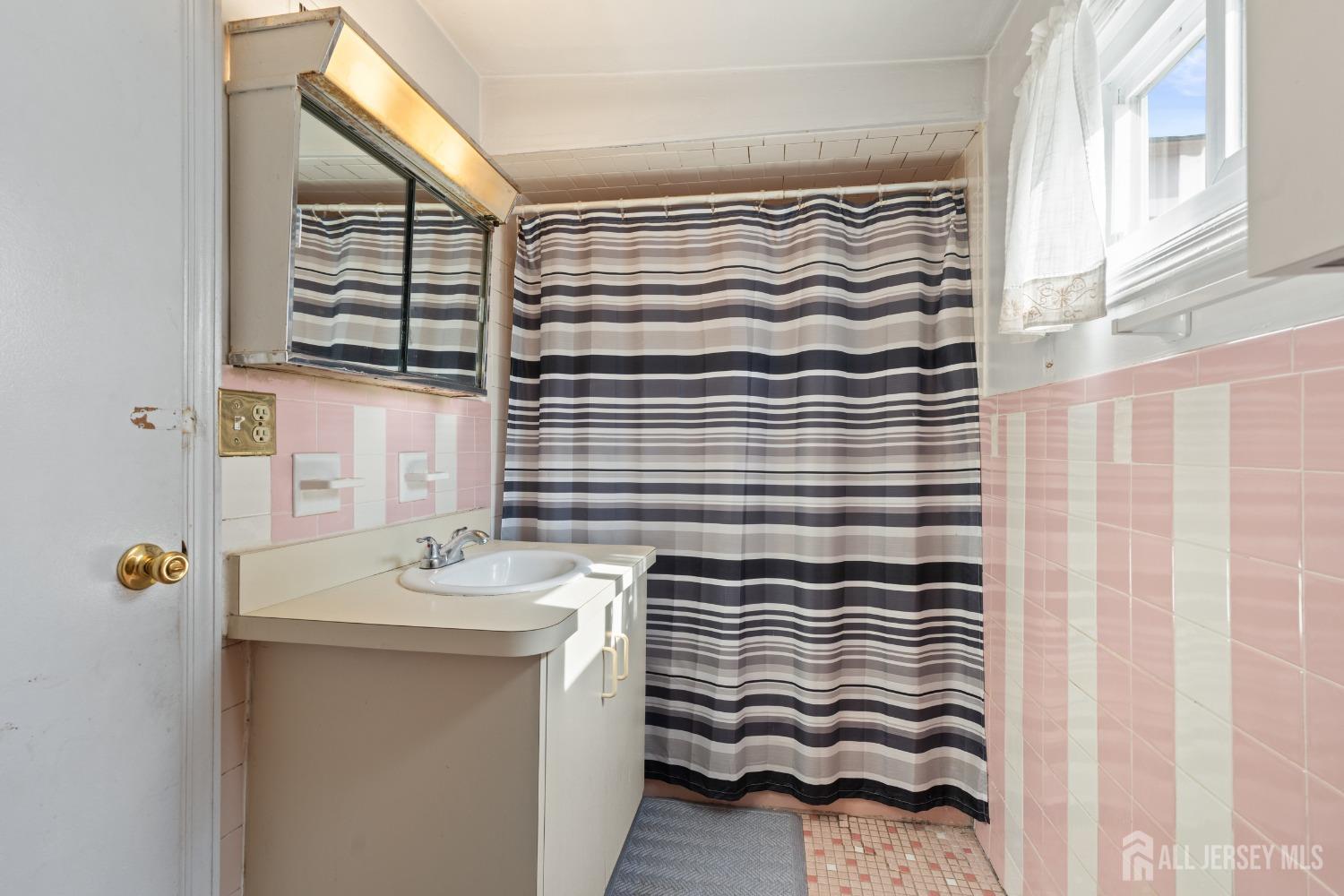 42 Dudley Street, Long Branch, New Jersey image 20