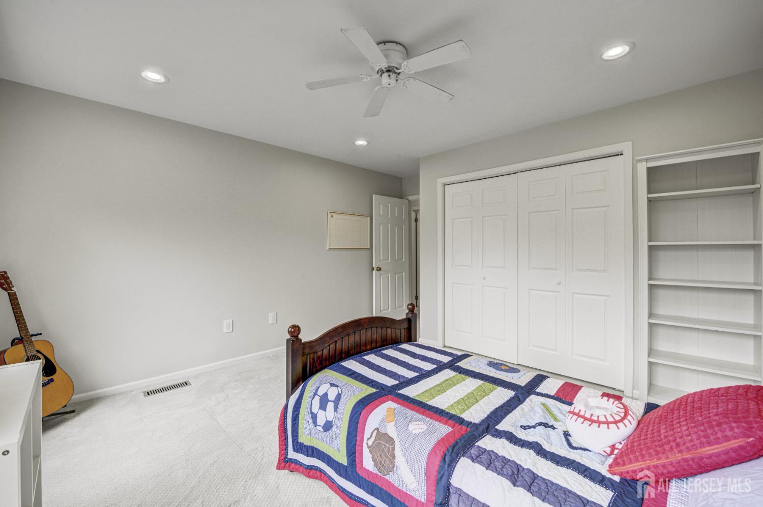 Plainsboro, New Jersey, 08536, United States, 5 Bedrooms Bedrooms, ,3 BathroomsBathrooms,Residential,Active,2036014