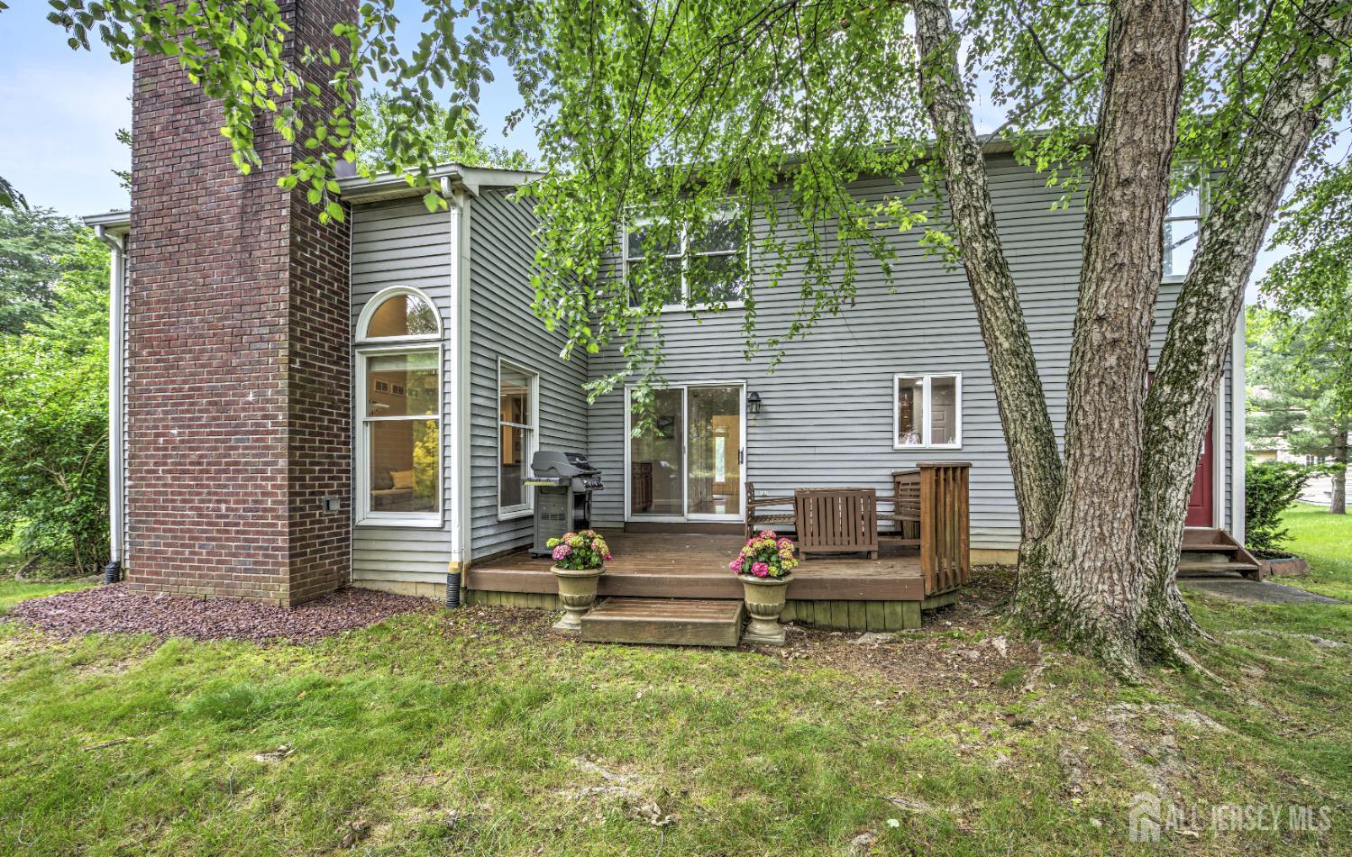 Plainsboro, New Jersey, 08536, United States, 5 Bedrooms Bedrooms, ,3 BathroomsBathrooms,Residential,Active,2036014