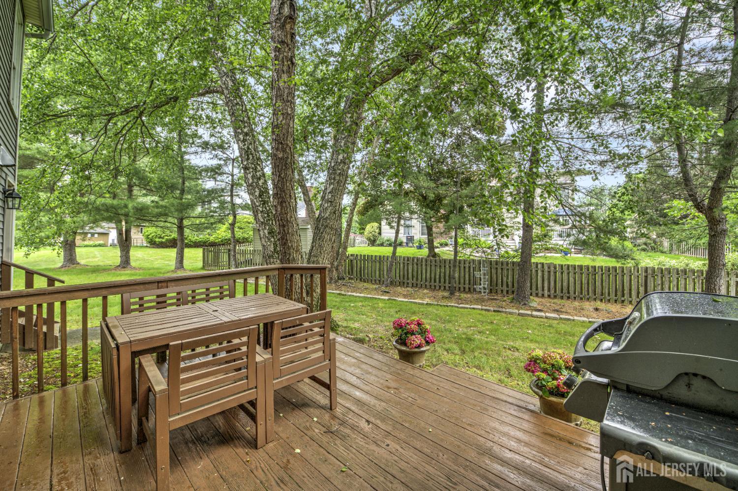 Plainsboro, New Jersey, 08536, United States, 5 Bedrooms Bedrooms, ,3 BathroomsBathrooms,Residential,Active,2036014