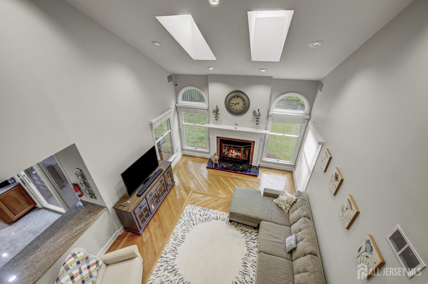 Plainsboro, New Jersey, 08536, United States, 5 Bedrooms Bedrooms, ,3 BathroomsBathrooms,Residential,Active,2036014