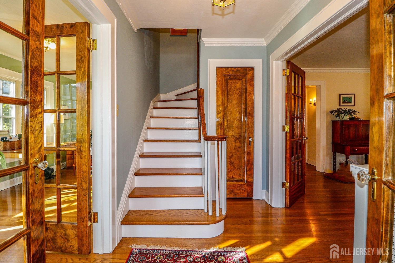 39 Clarendon Court, Metuchen, New Jersey image 20