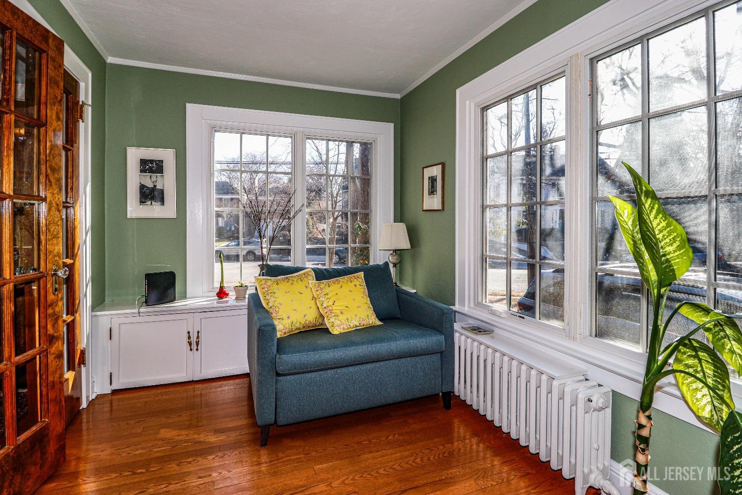 39 Clarendon Court, Metuchen, New Jersey image 9