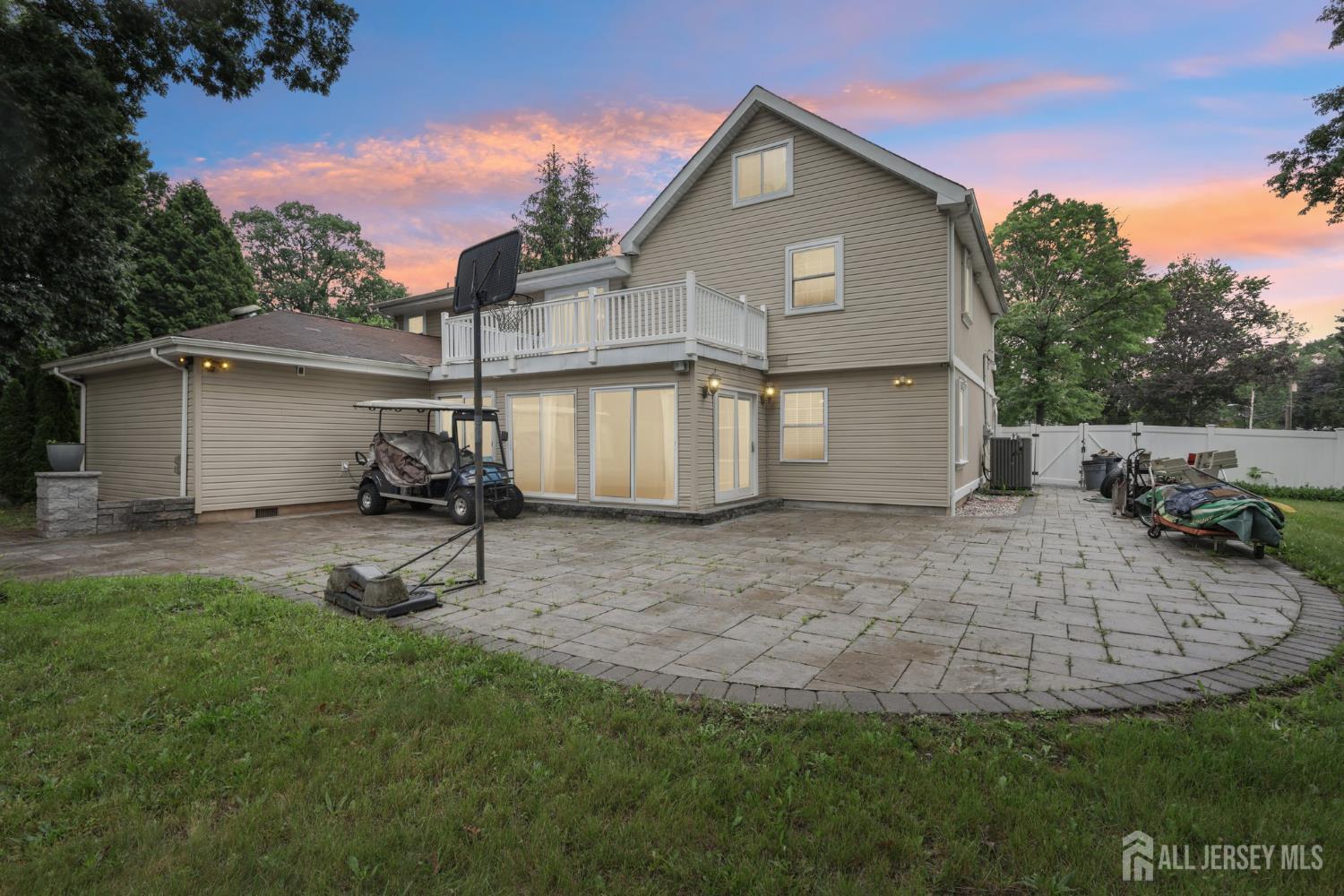 364 Grandview Avenue, Piscataway, New Jersey image 40