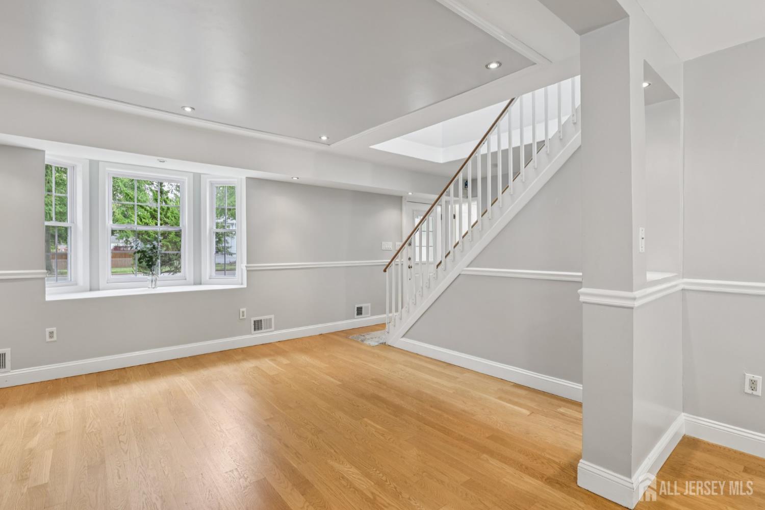 364 Grandview Avenue, Piscataway, New Jersey image 2
