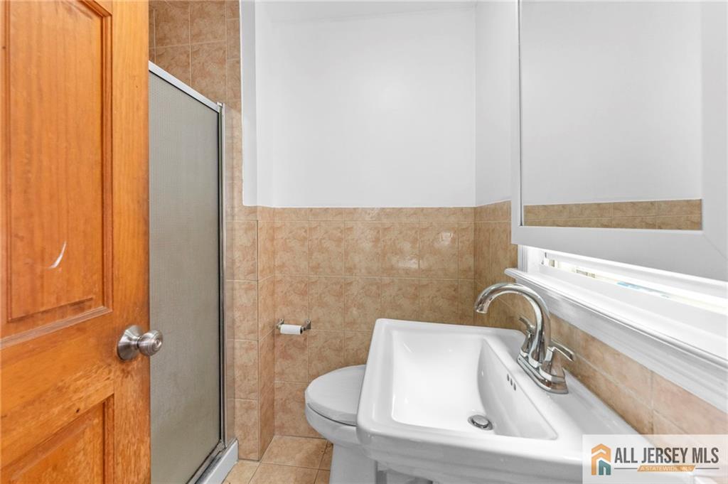 74 Charles Street, Carteret, New Jersey image 20