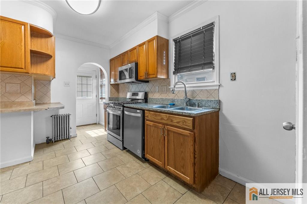 74 Charles Street, Carteret, New Jersey image 15