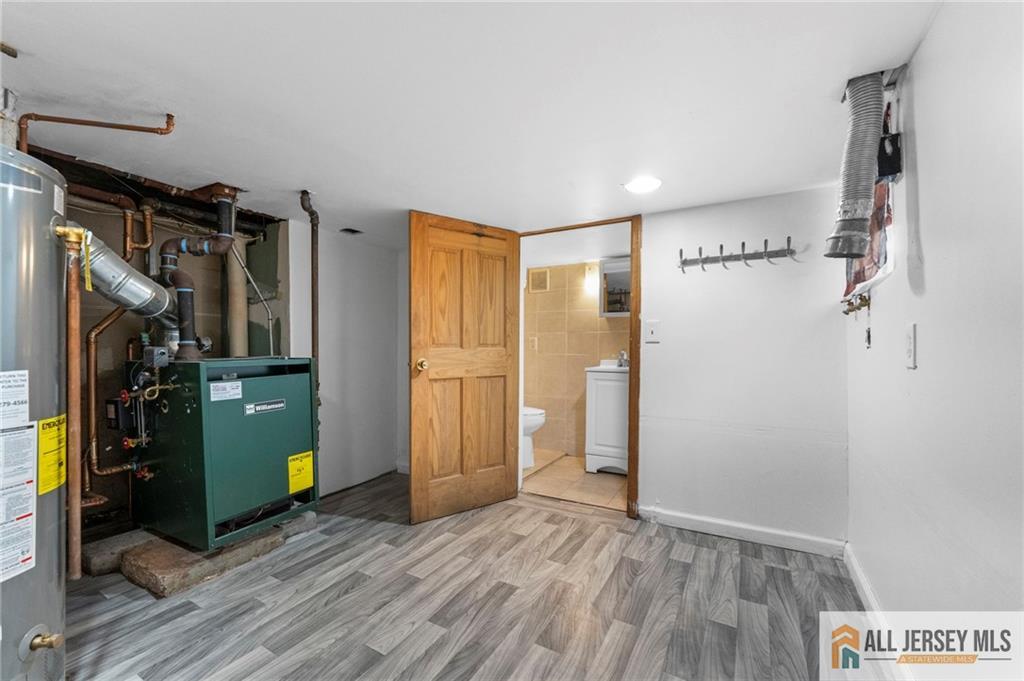 74 Charles Street, Carteret, New Jersey image 32