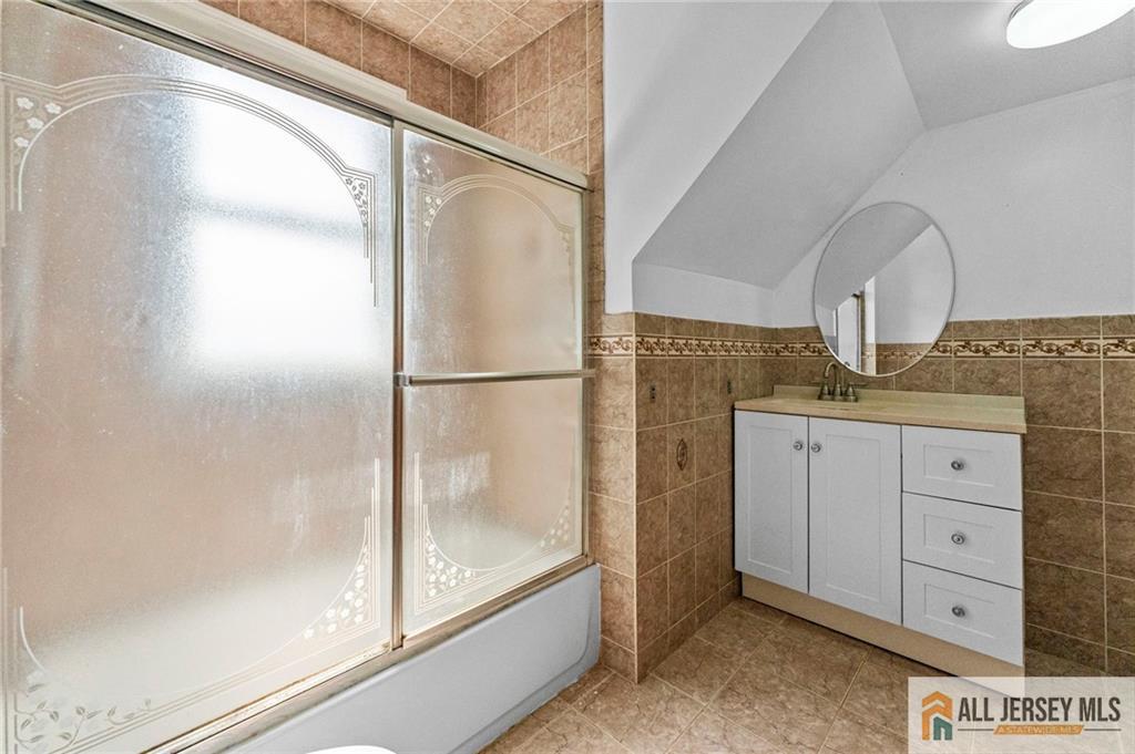 74 Charles Street, Carteret, New Jersey image 28