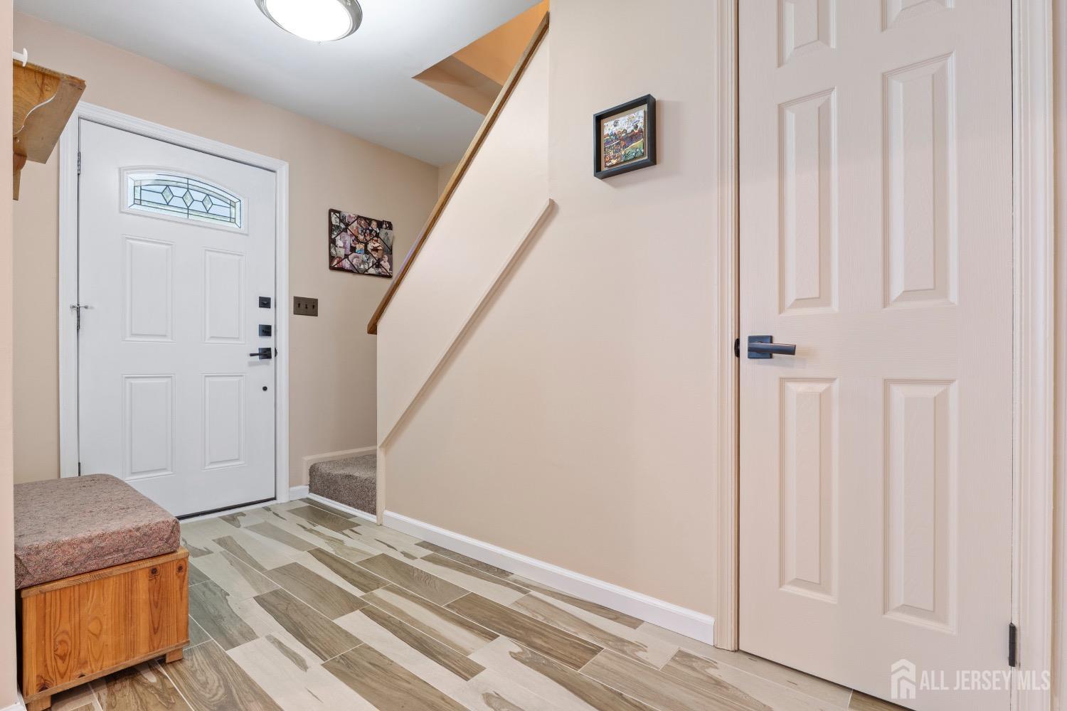 175 Bristol Court, Old Bridge, New Jersey image 4