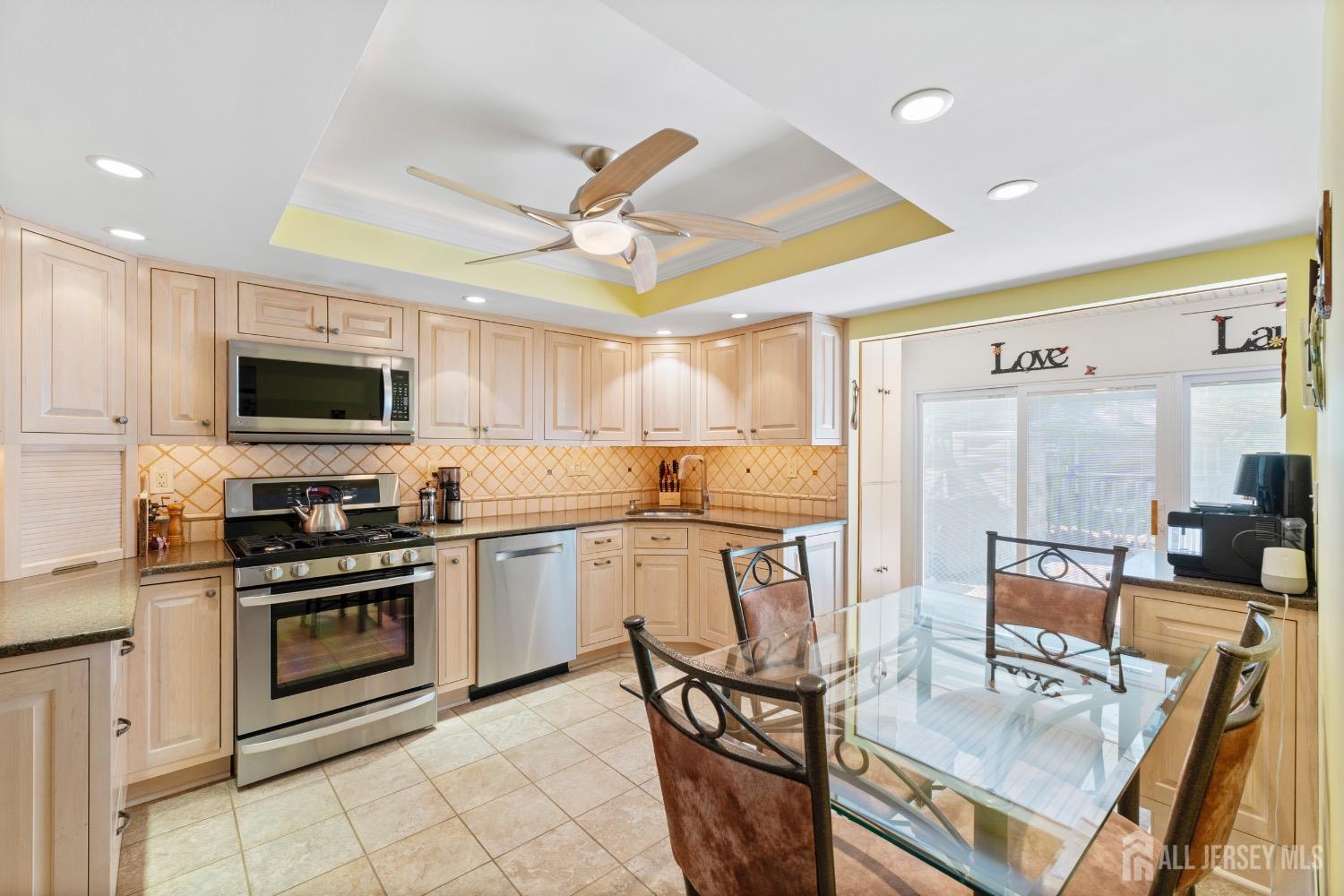 175 Bristol Court, Old Bridge, New Jersey image 9
