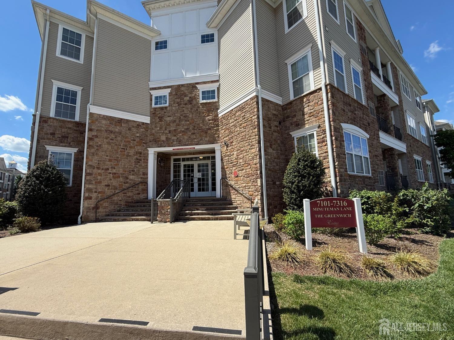 7209 Minuteman Lane, Franklin, New Jersey image 2